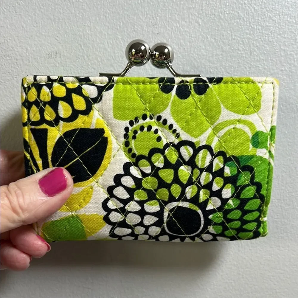 Vera Bradley Limes Up Quilted Kisslock Wallet - Picture 2 of 5